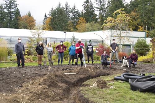 VIU Horticulture, Sharecost Rentals and Sales, Meadow, Pollination, Drought Tolerant, Plants, Students